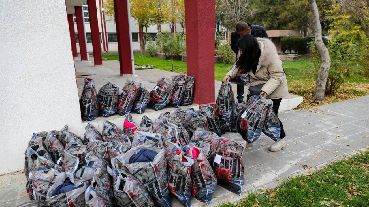 Diyarbakır’daki öğretmenlerden ailelere destek