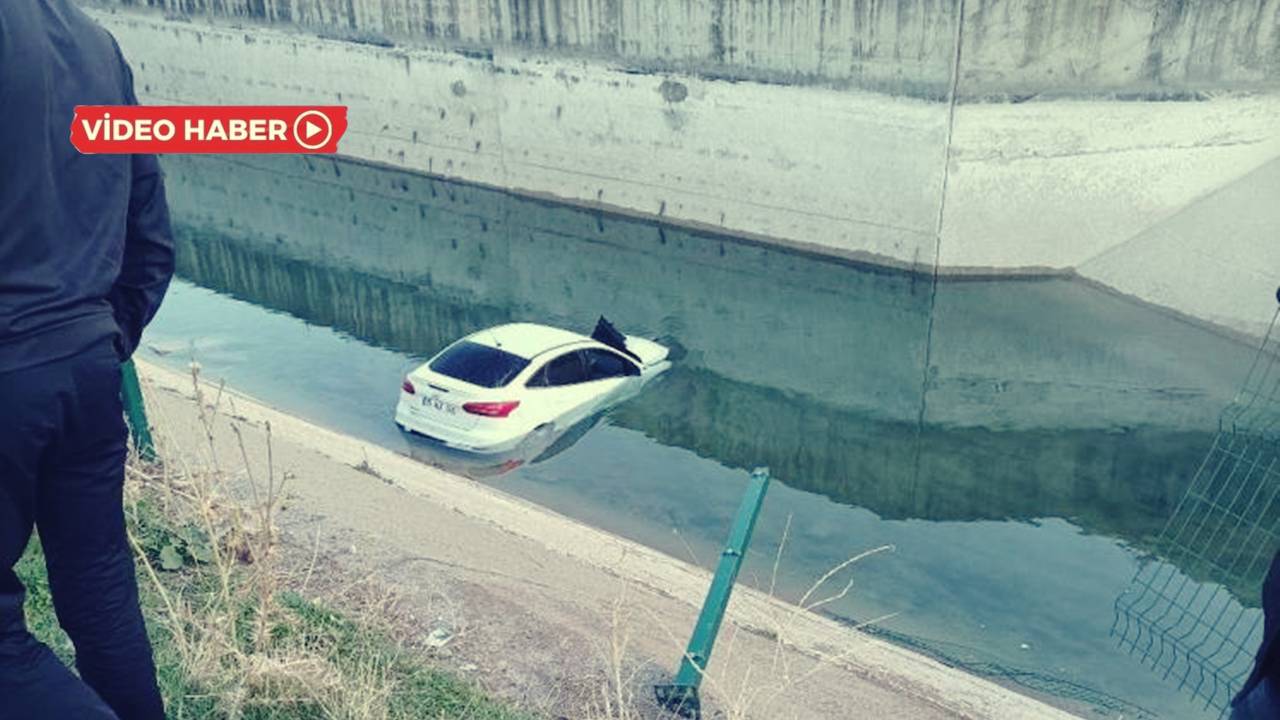 Diyarbakır'da otomobil su kanalına düştü