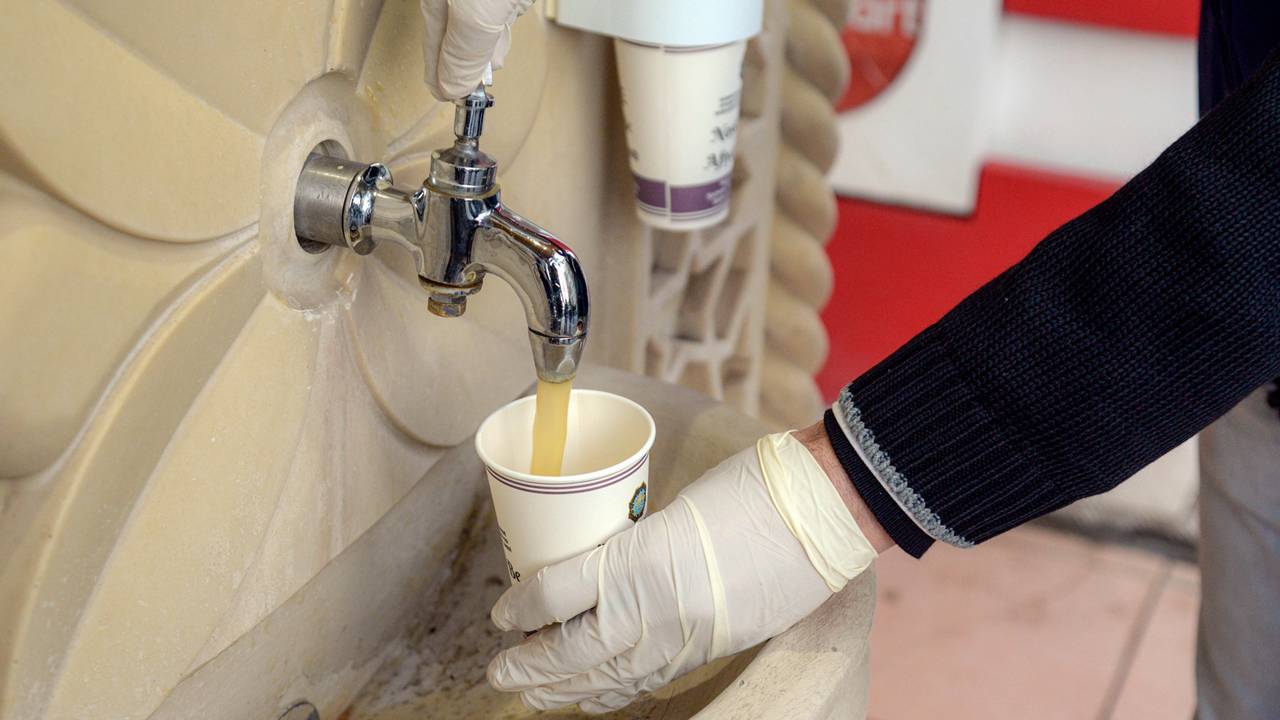 Diyarbakır’da 5 çeşmeden bin 900 kişiye çorba