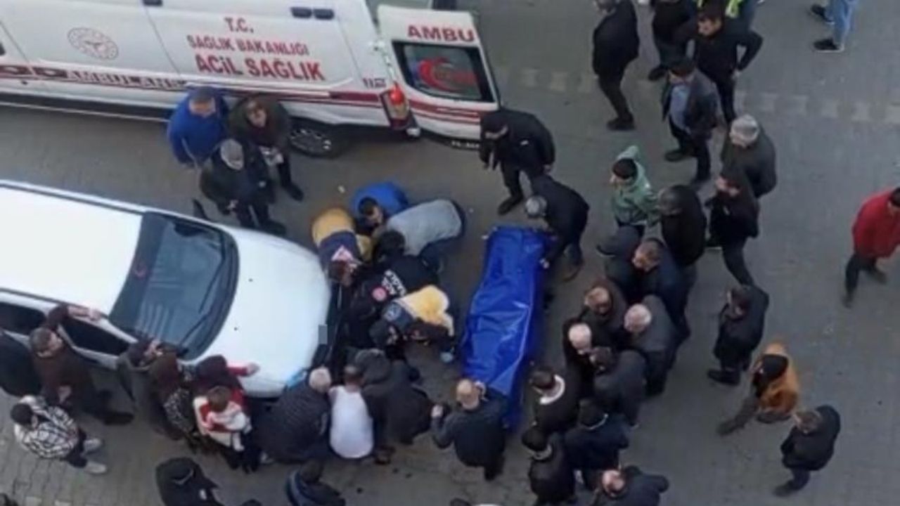 Boşanma aşamasındaki kadın sokak ortasında öldürüldü