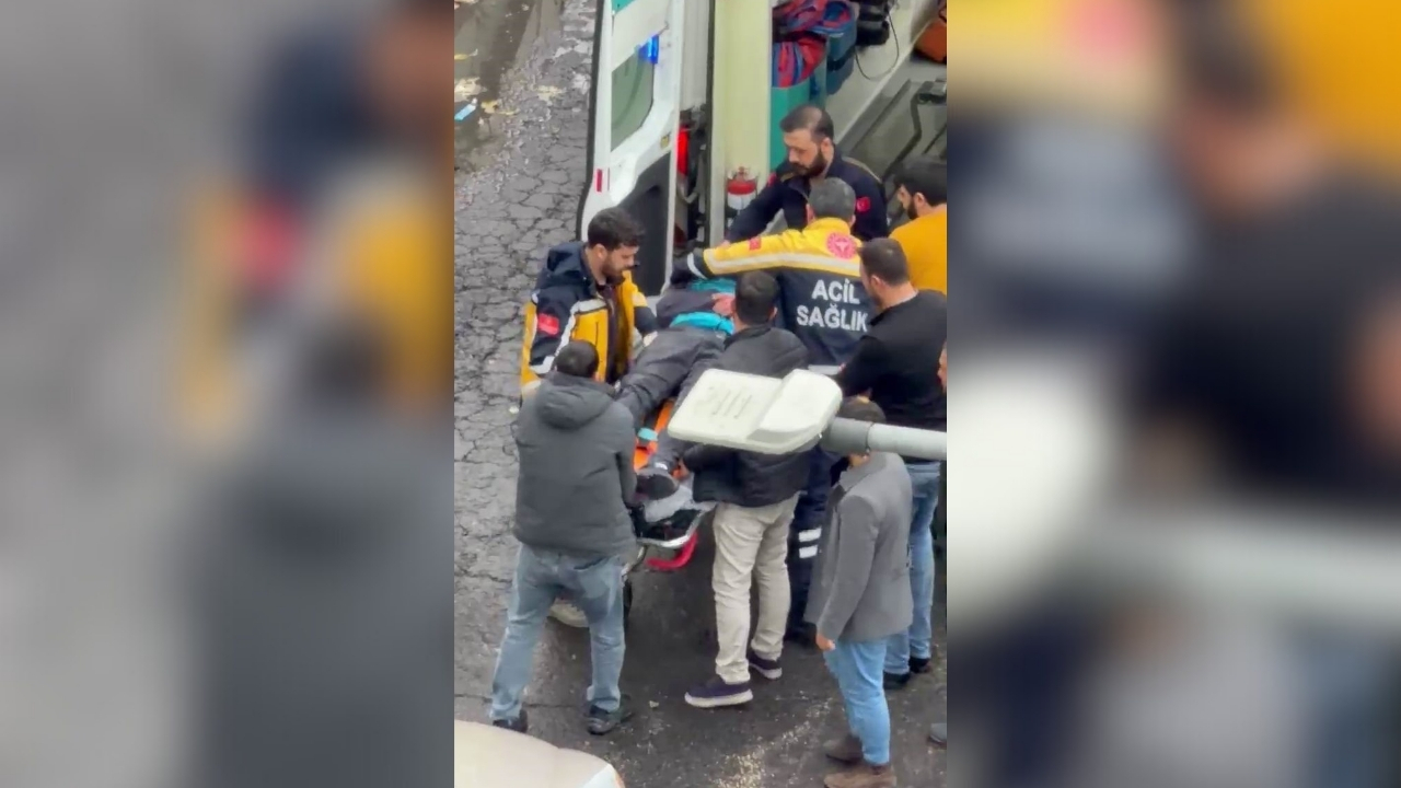 Diyarbakır’da otomobil motokuryeye çarptı: 1 yaralı