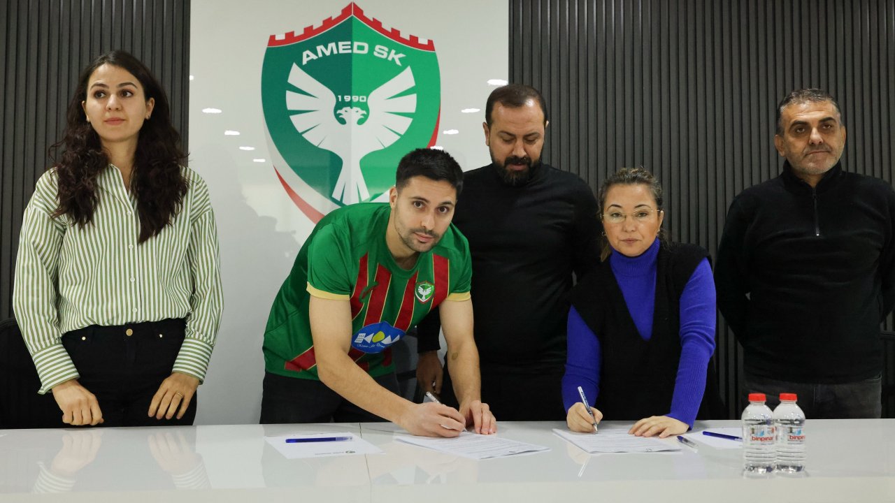 Tarkan Serbest resmen Amedspor’da