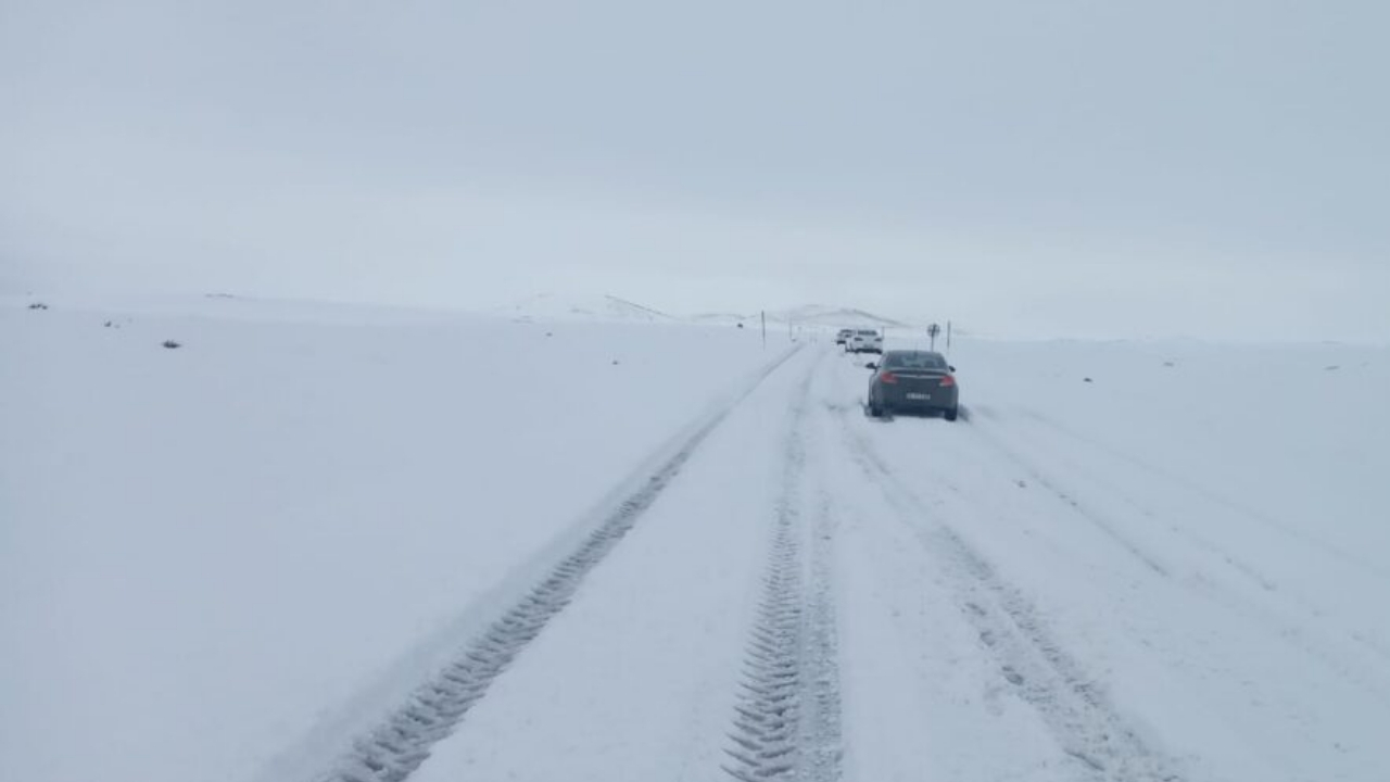 Diyarbakır Viranşehir yolu kapatıldı