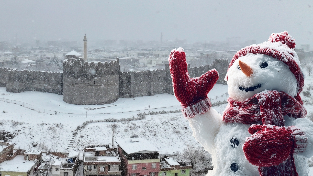 Diyarbakır’da kar tatili: Çalışan veliler ne yapacak?