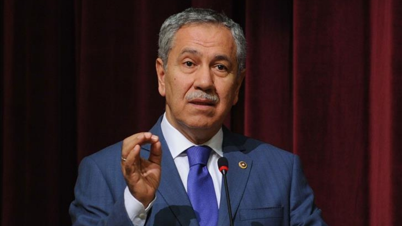 Bülent Arınç'tan kritik uyarı: Süreci hızlandırın, siyasileri bırakın
