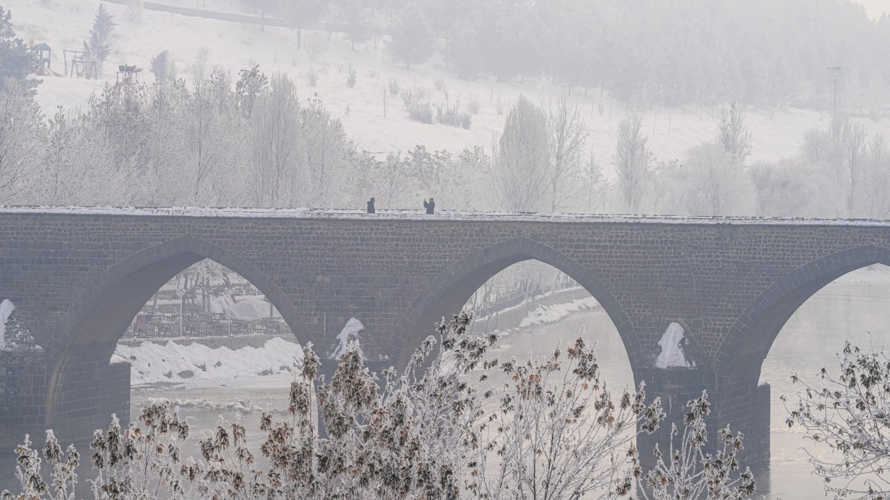 Diyarbakır’da On Gözlü Köprü toplantısı ertelendi