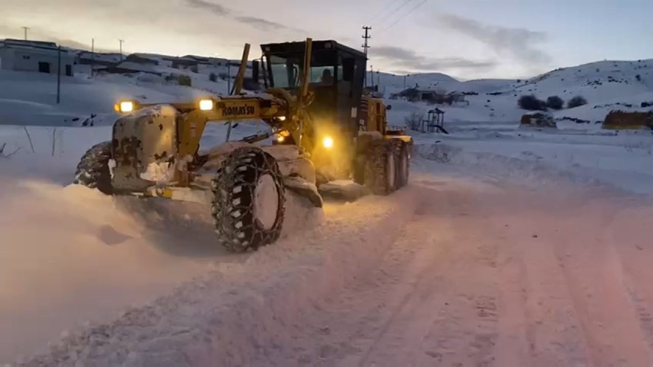 Bingöl’de ilçe yolu ulaşıma kapandı