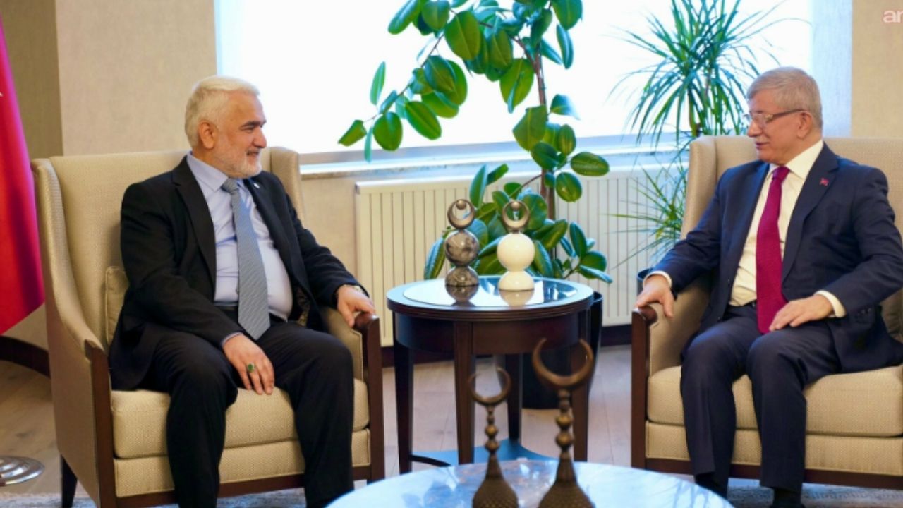 HÜDA PAR’dan Davutoğlu’na ziyaret: Herkes savaşmaktan yoruldu