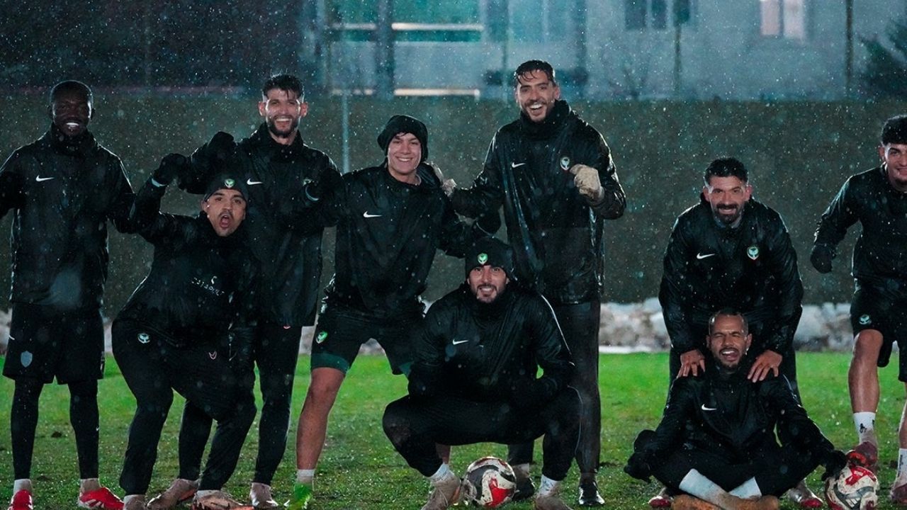 Amedspor Erzurum deplasmanı öncesi sahaya indi