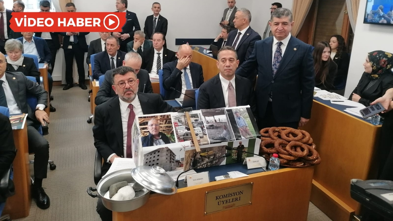 Komisyonda tabutlu protesto