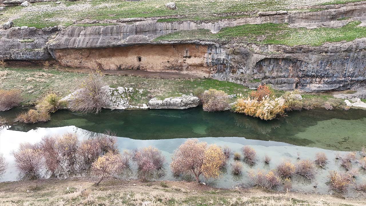 Diyarbakır’da 1 milyon yıllık buzul vadisi görüntülendi