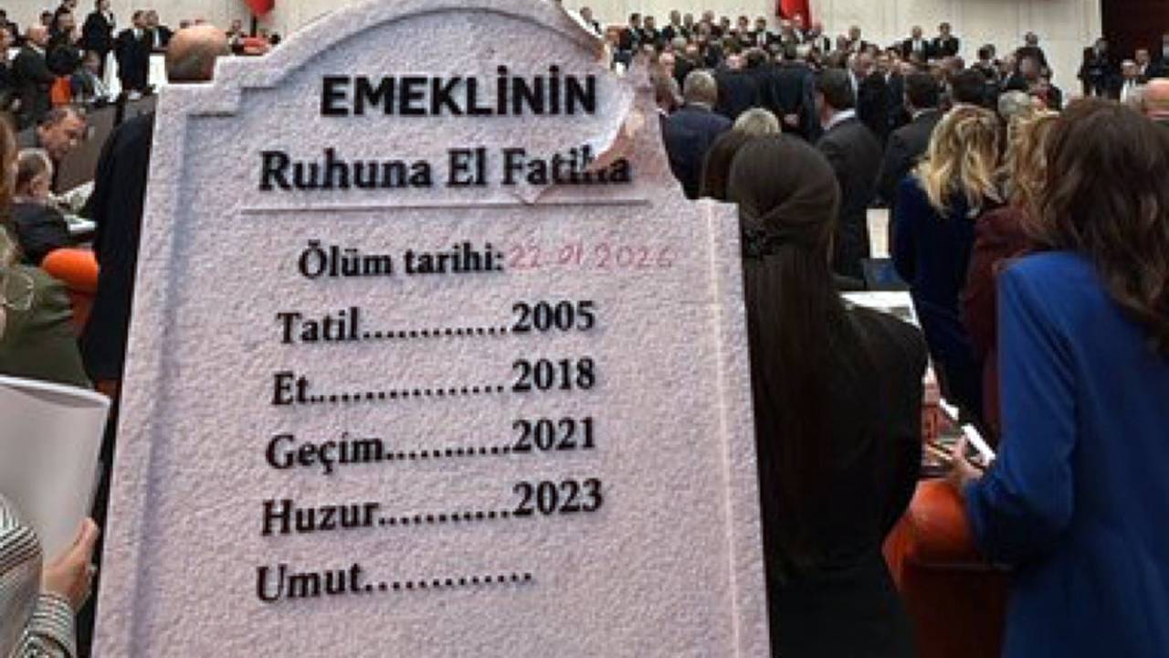 Meclis’te tabut krizi: Gerginlik ve yumruklaşma