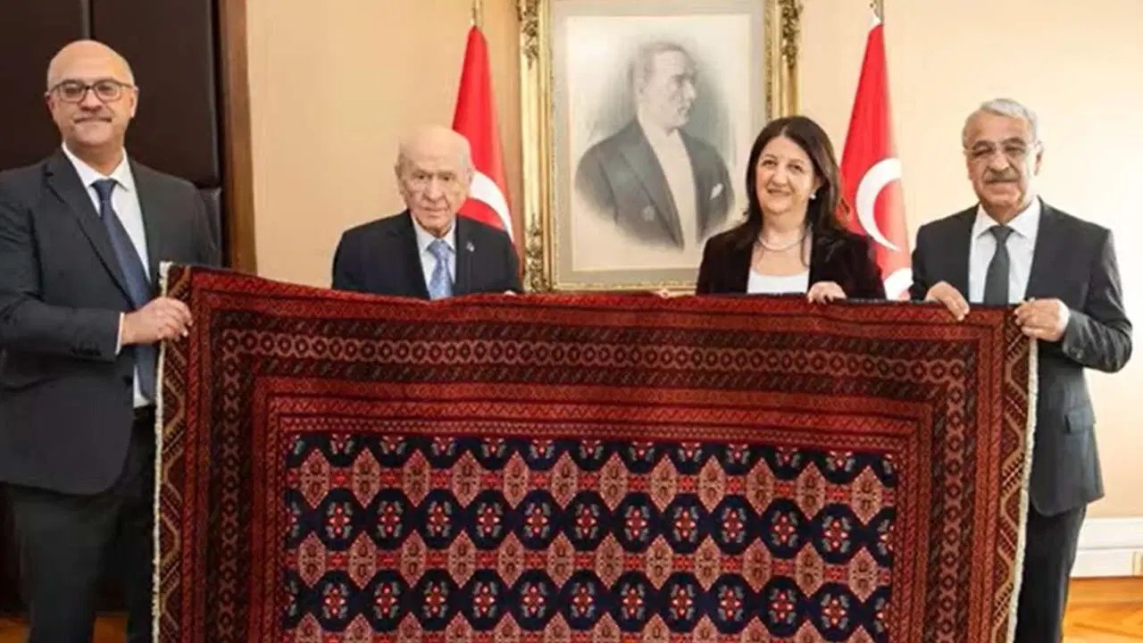 Bahçeli açıkladı: Öcalan bana özel kilim dokuttu