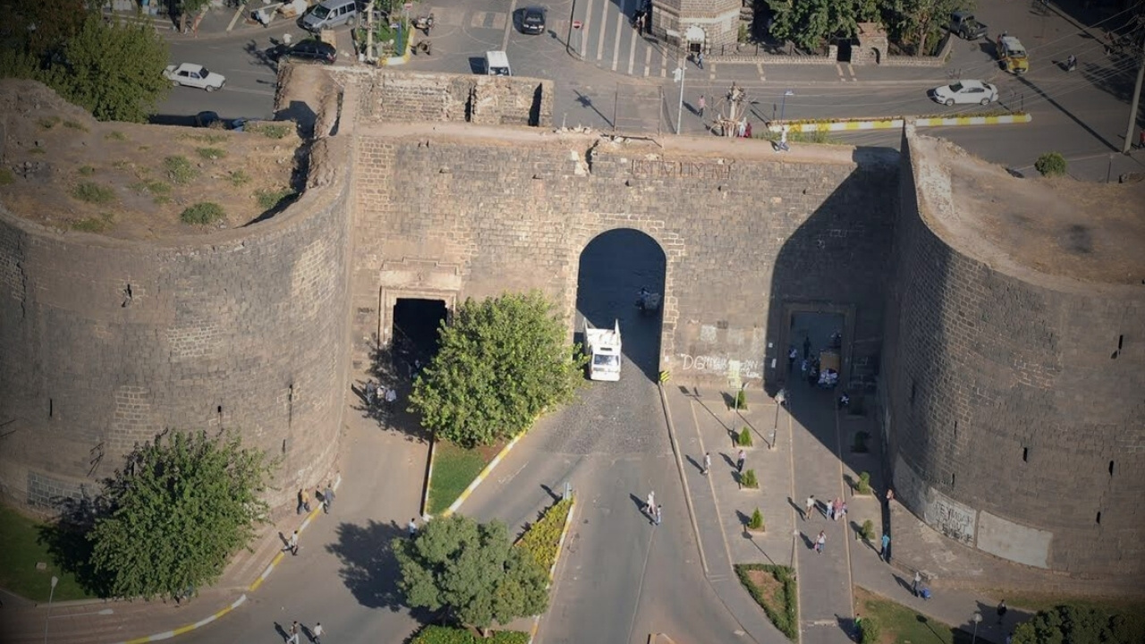 Diyarbakır’da ‘zührevi hastalık’ alarmı: 10 otel mühürlendi