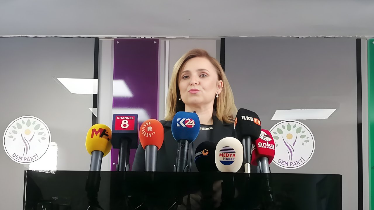 DEM Parti: Kobani sınırını açın, provokasyonları önleyin
