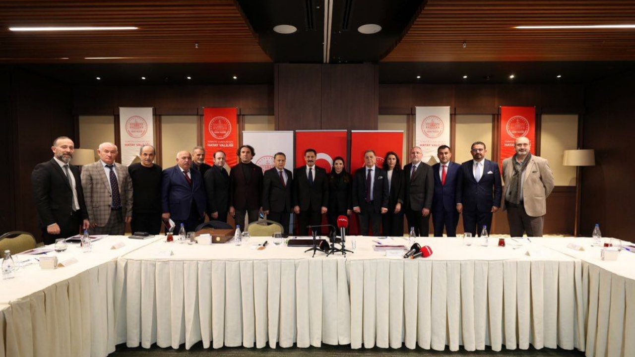 Gazeteciler Hatay’a çıkarma yaptı