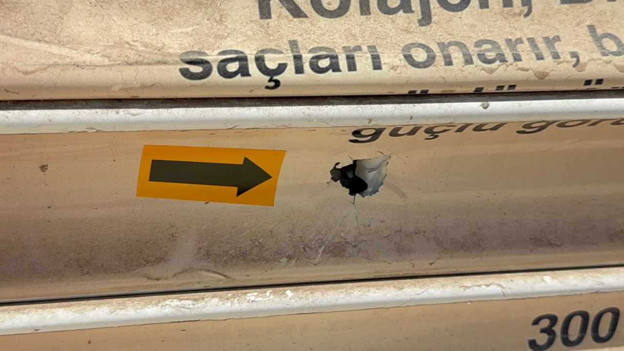 Diyarbakır'da eczaneye gece yarısı silahlı saldırı