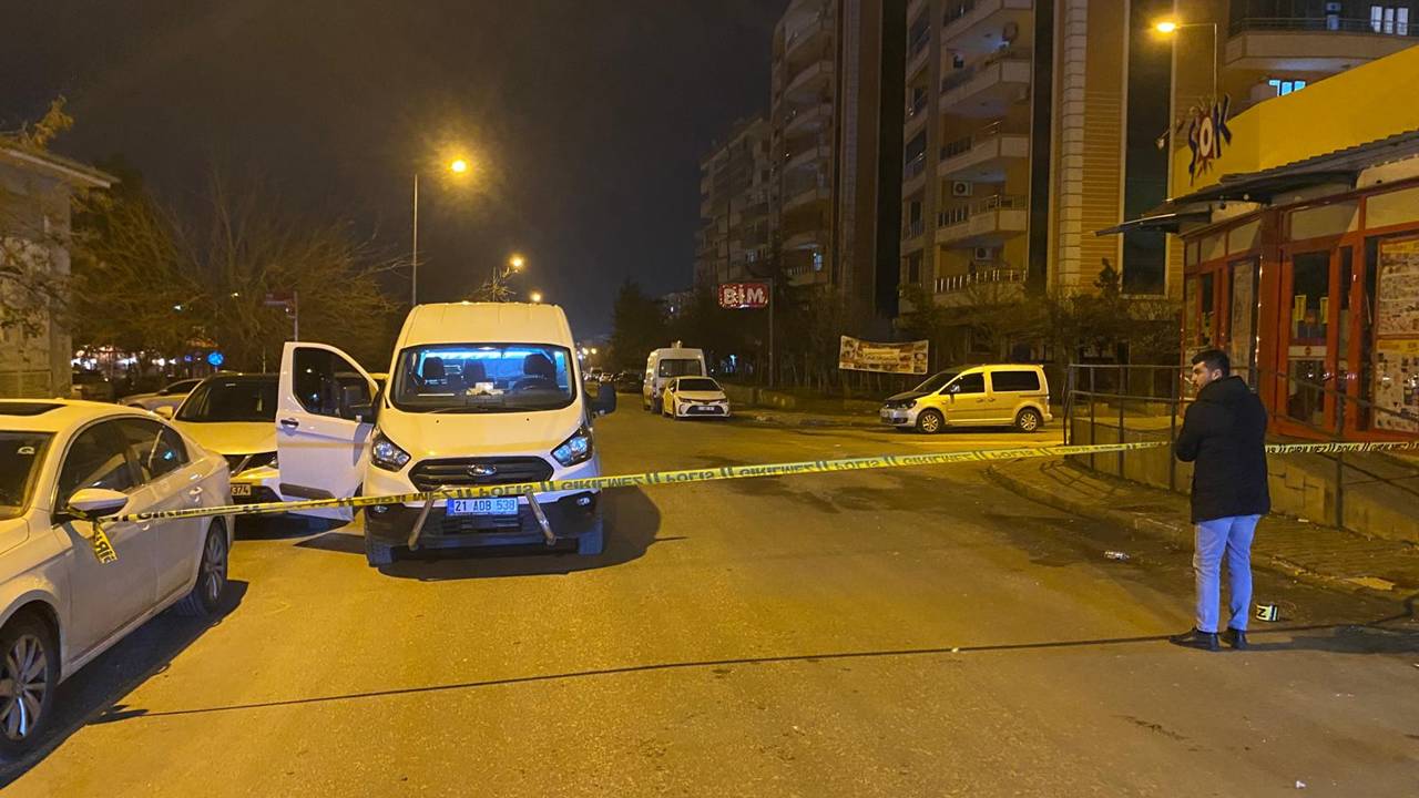 Diyarbakır'da silahlı saldırı: 1 ağır yaralı
