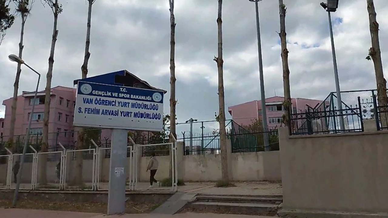 Van’daki yurtta şüpheli olay: Şırnaklı öğrenci yaralandı