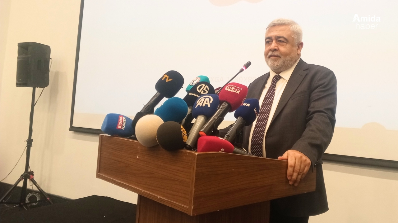 Dicle Elektrik Genel Müdürü: Borcunu ödeyenin elektriğini açıyoruz