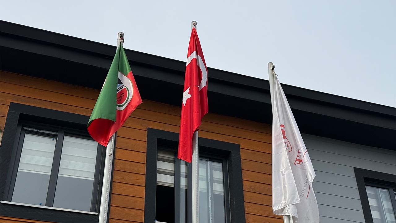 Diyarbakır: Kayyumun yaptığı tesis kayyuma devredildi