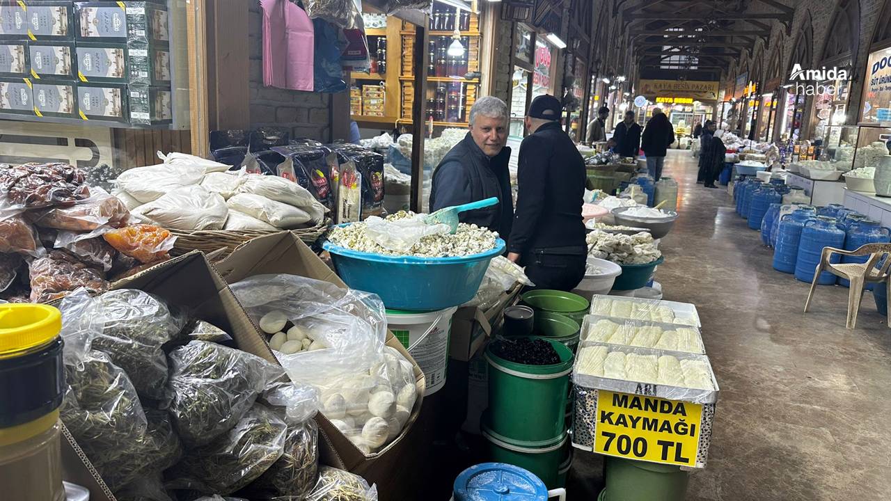 Van Ramazanı zamla karşıladı: Otlu peynir 600 TL