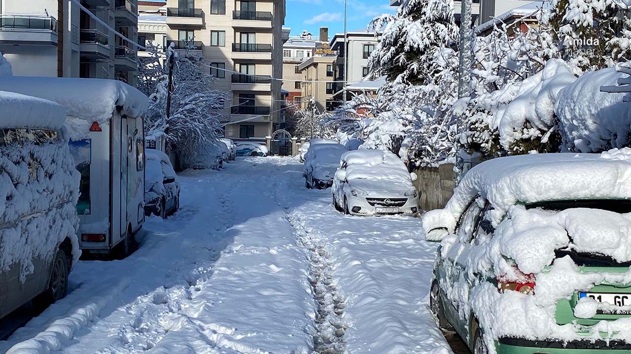 Van kara teslim oldu, hayat durdu