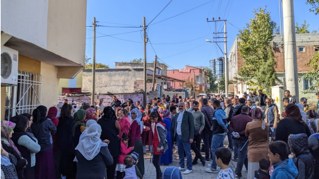 Diyarbakır’ın göbeğinde 230 ev 3 gündür elektriksiz