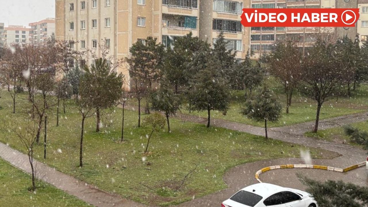Diyarbakır'da mart ayında kar sürprizi