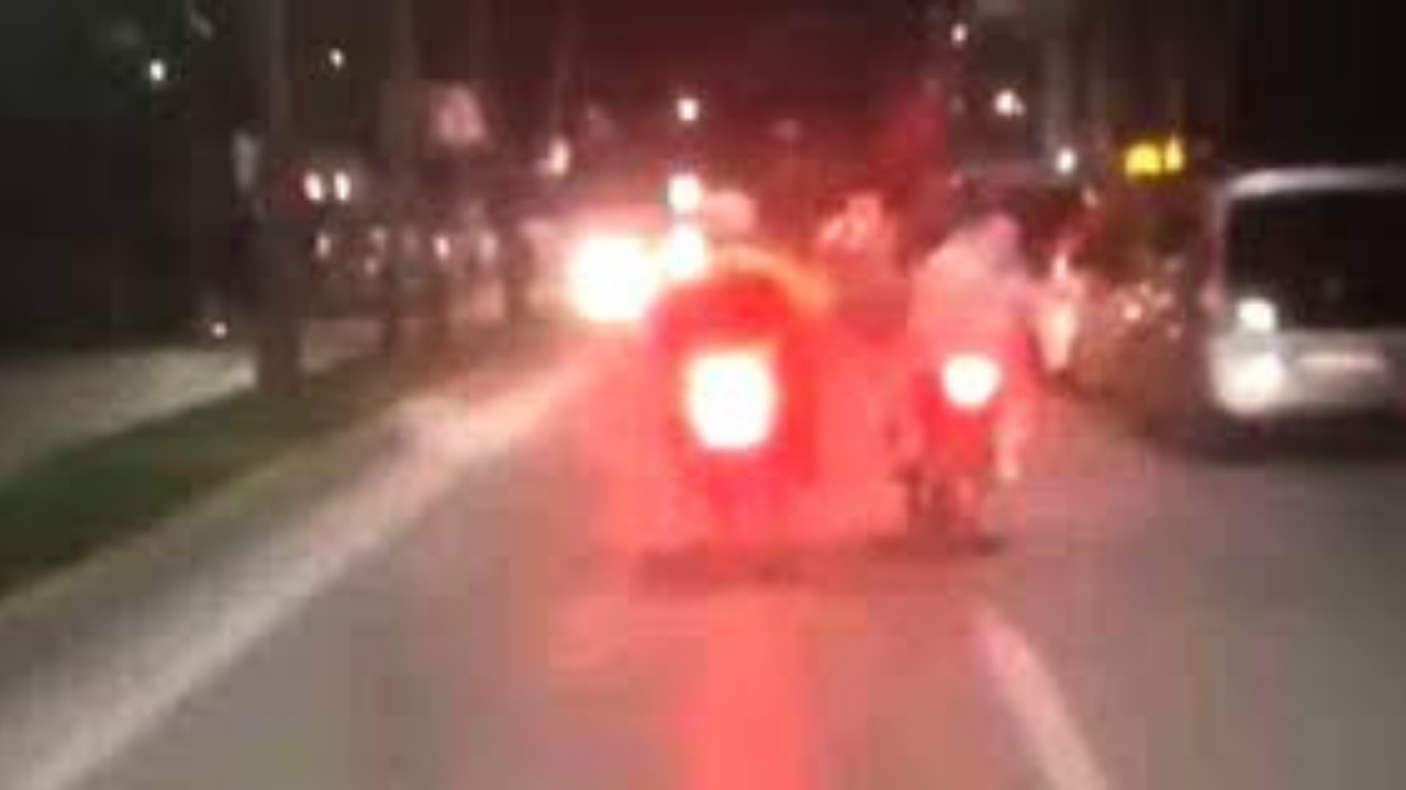 Diyarbakır’da trafikteki kovalamacada 2 polis yaralandı