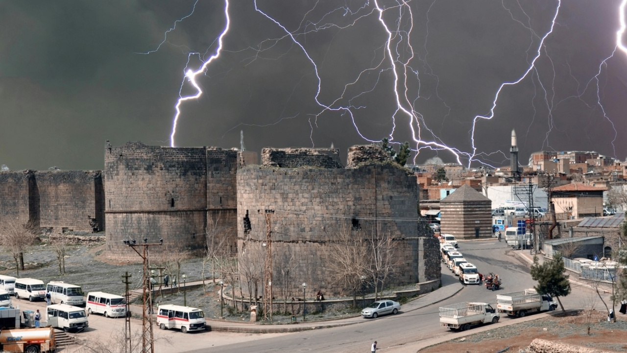 Meteoroloji’den Diyarbakır uyarısı: Yağış sürecek mi?