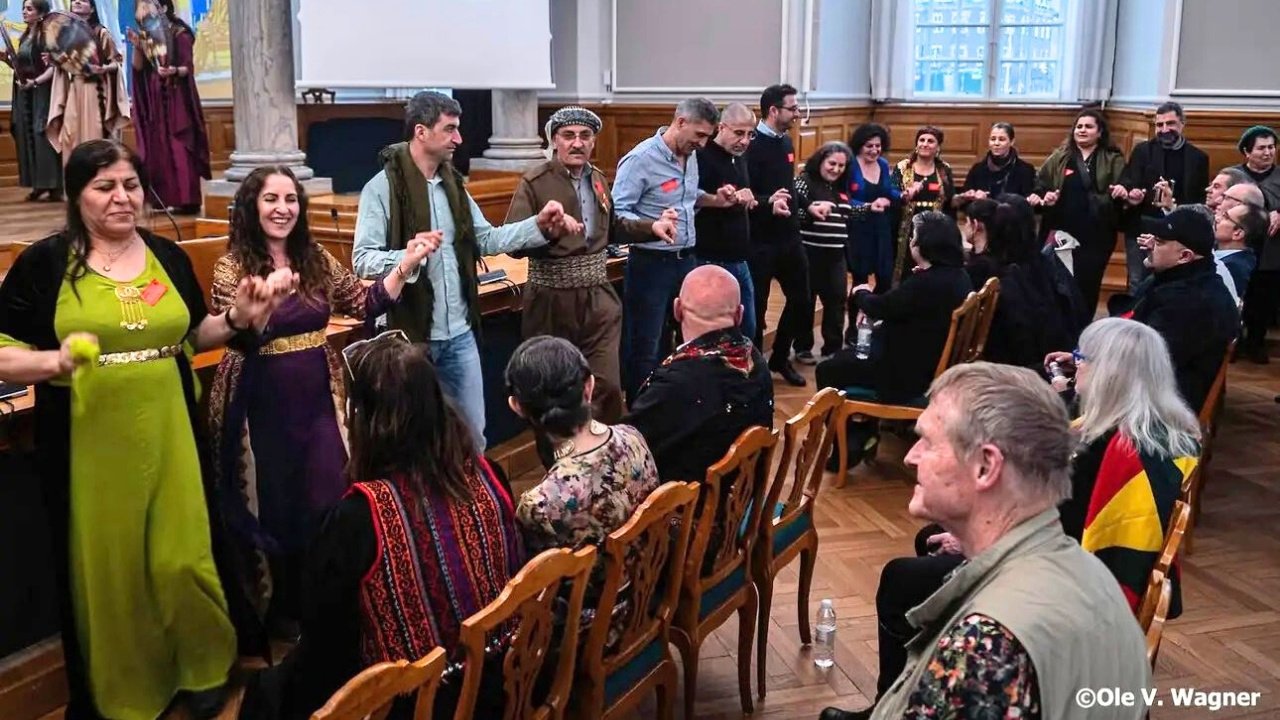 Danimarka Parlamentosu’nda Newroz kutlandı