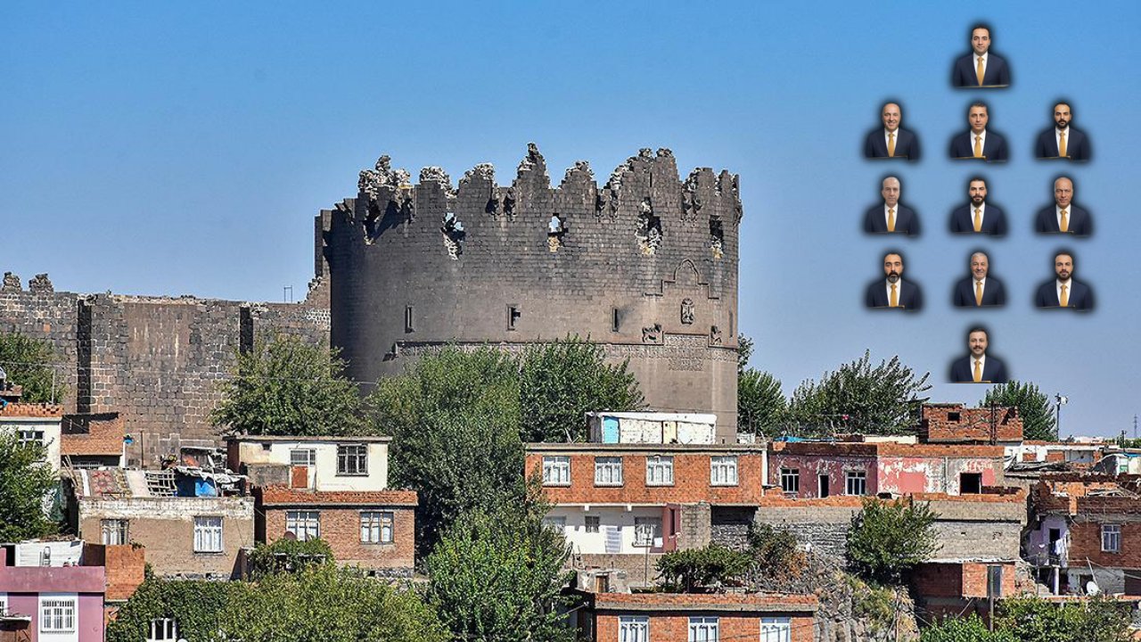 Diyarbakır’dan X’e düşen kare: AK Parti’de kadın yok