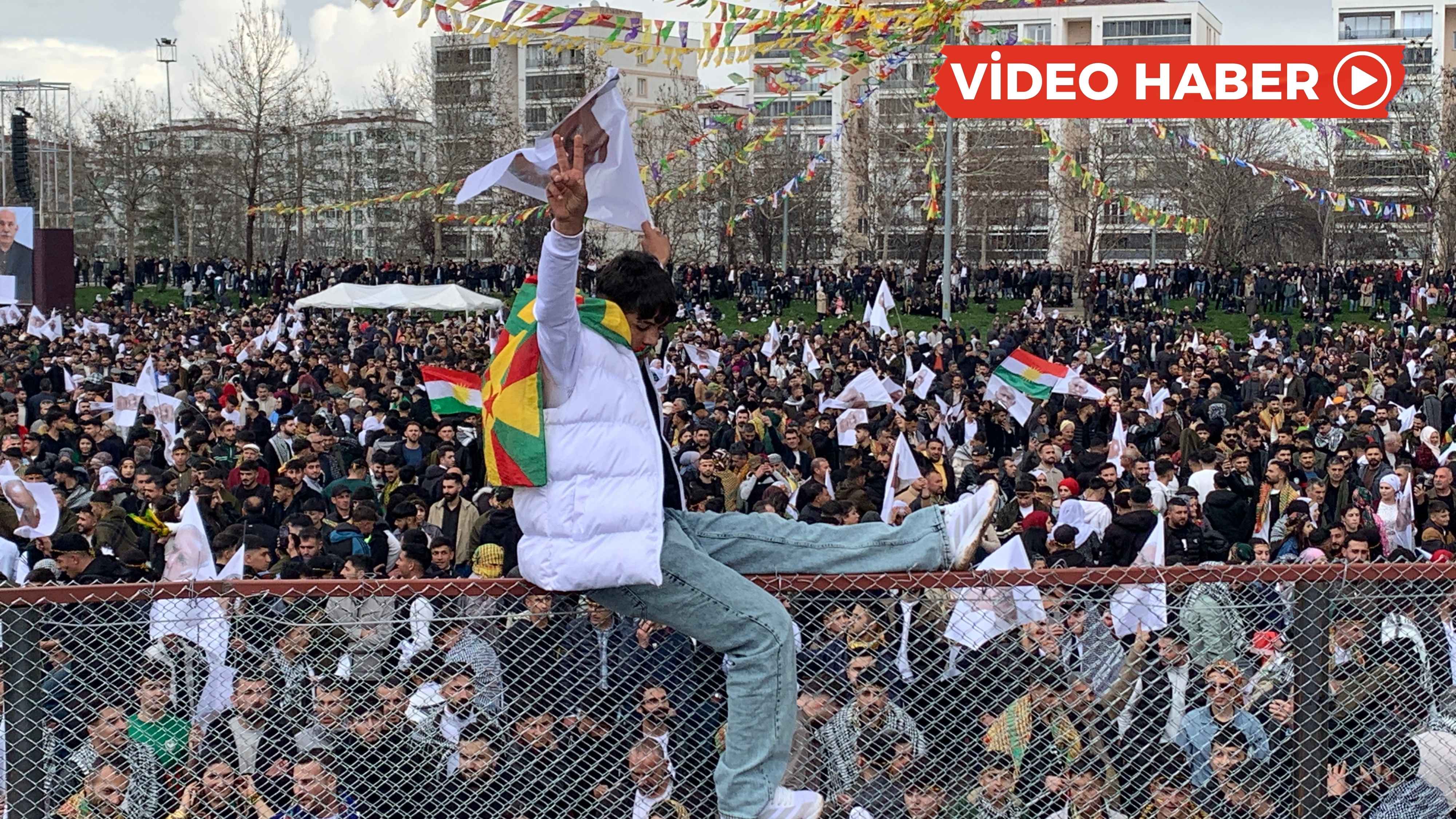Diyarbakır Newroz’u yağmur altında başladı