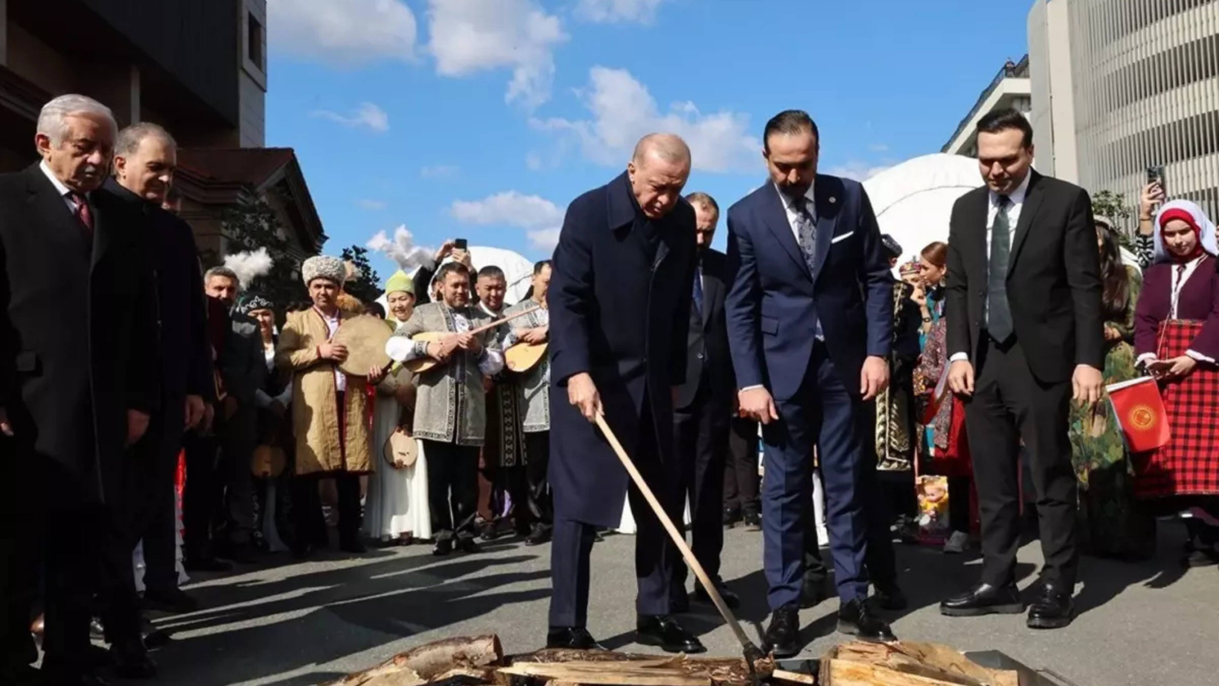 Cumhurbaşkanı Erdoğan: Nevruz umut ve barış getirsin