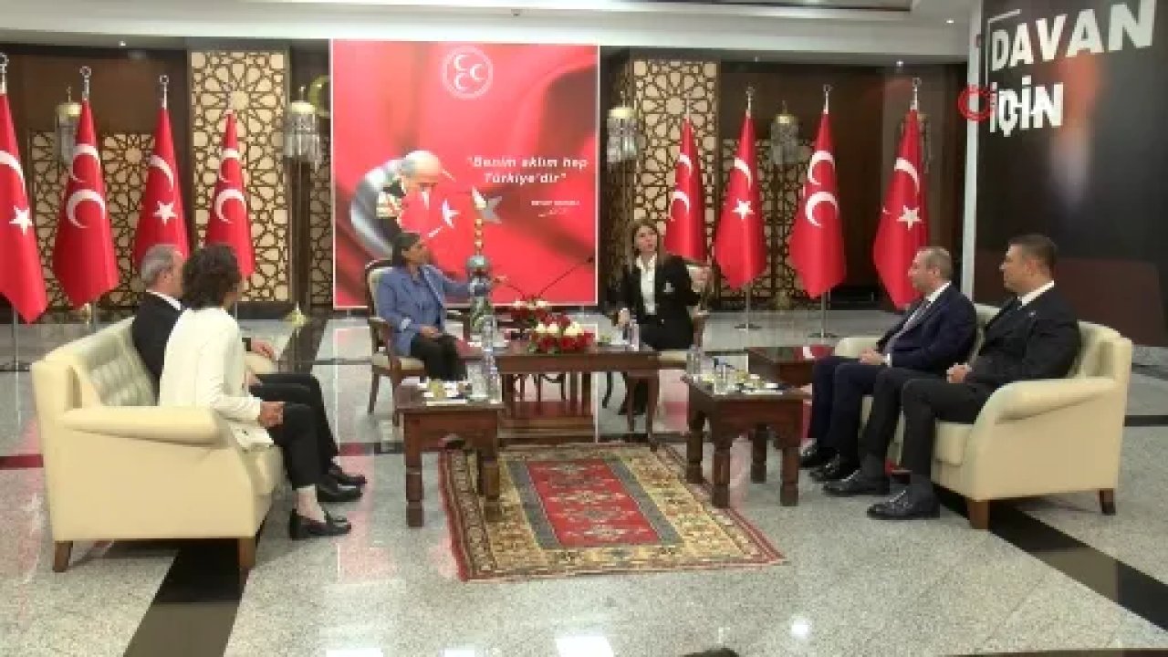 Siyasette bayram trafiği: MHP ve DEM görüştü