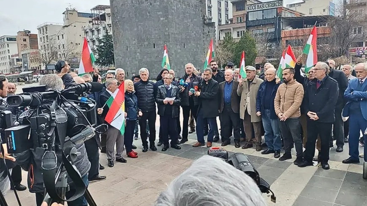 Diyarbakır’da Peşmerge'ye saldırı protesto edildi