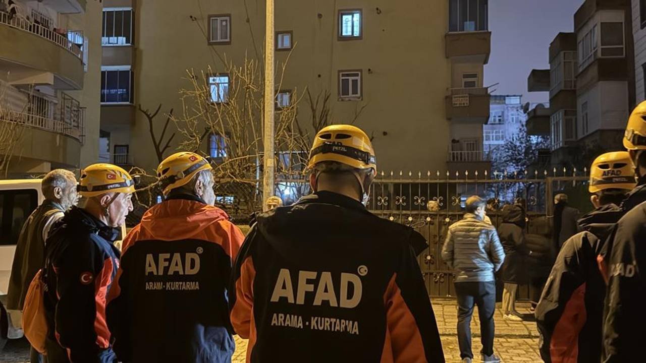 Diyarbakır’da binadan ses geldi: 51 kişi tahliye edildi