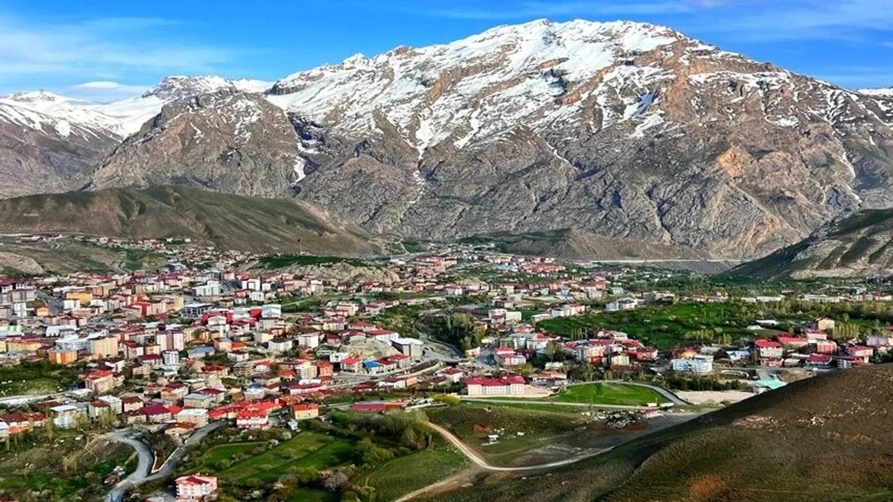 Hakkari’de şüpheli kadın ölümü