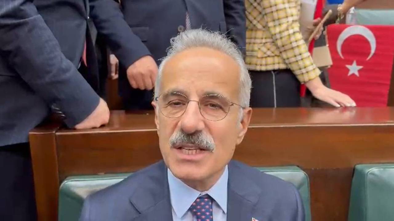 Bakan Uraloğlu'ndan Hürmüz ve 14 Türk gemisi açıklaması