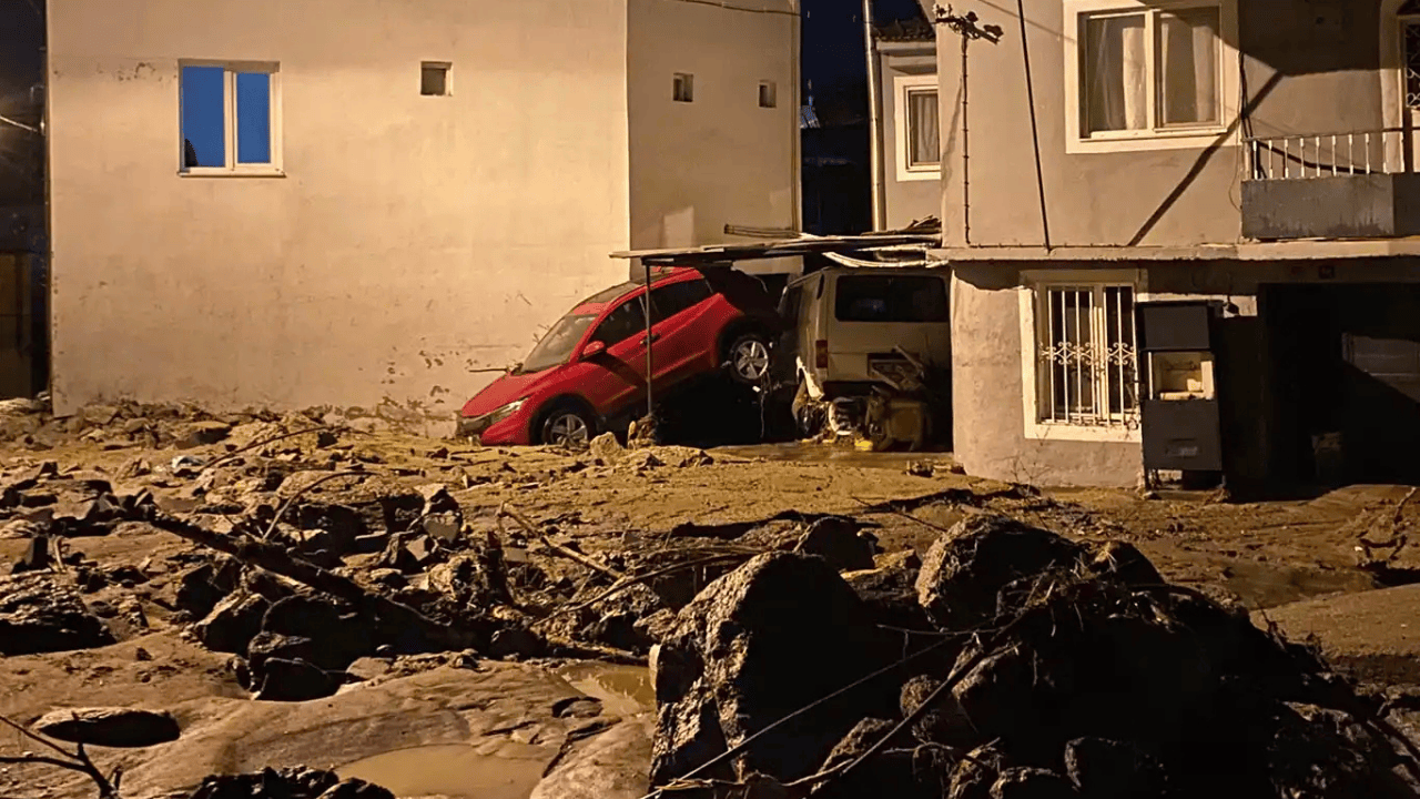 Aydın’da sel: 2 kişi hayatını kaybetti, 2 kişi kayıp
