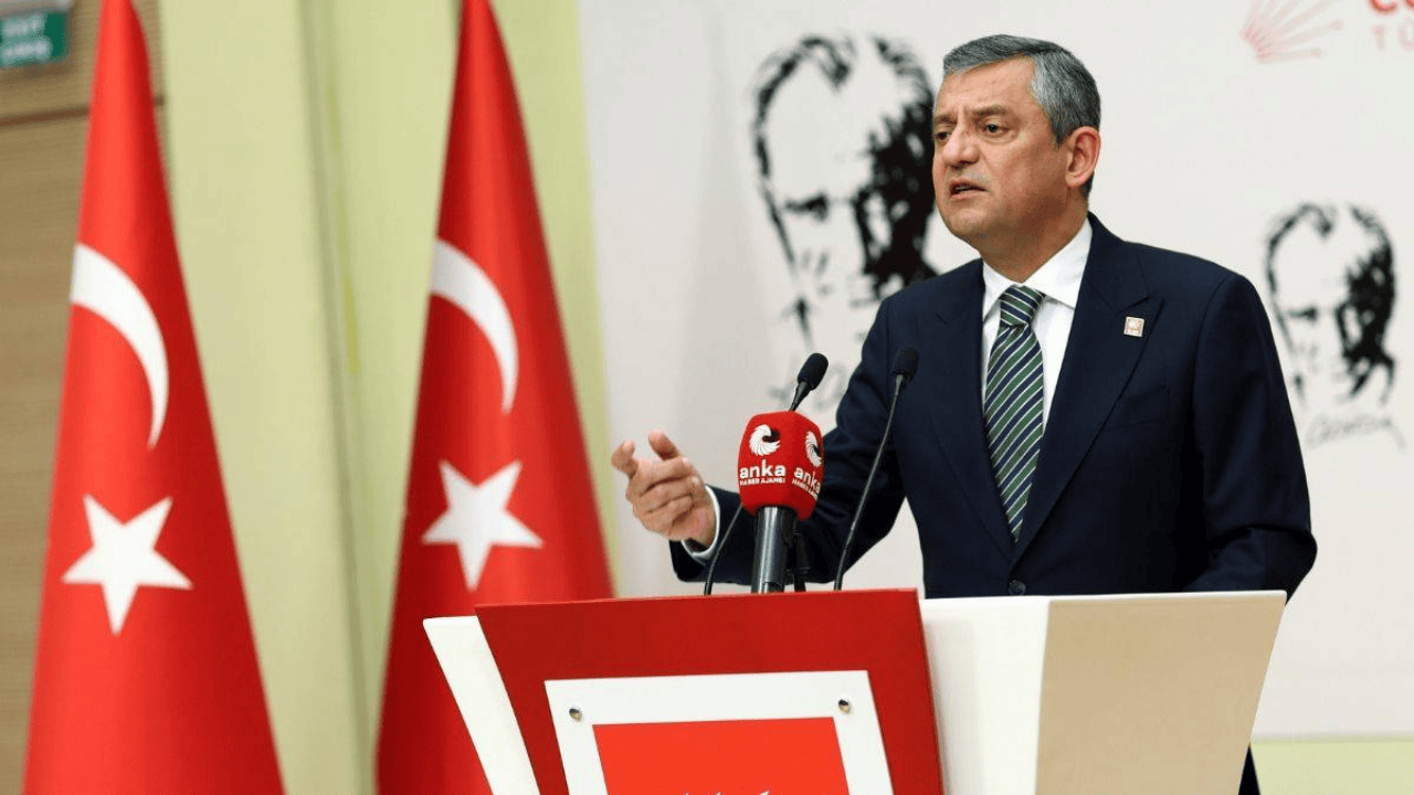 Özgür Özel’in anahtar listesi belli oldu: Diyarbakır’dan bir kişi yer aldı