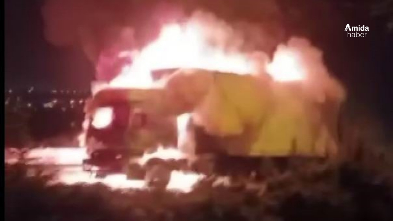 Diyarbakır’da tır alev aldı