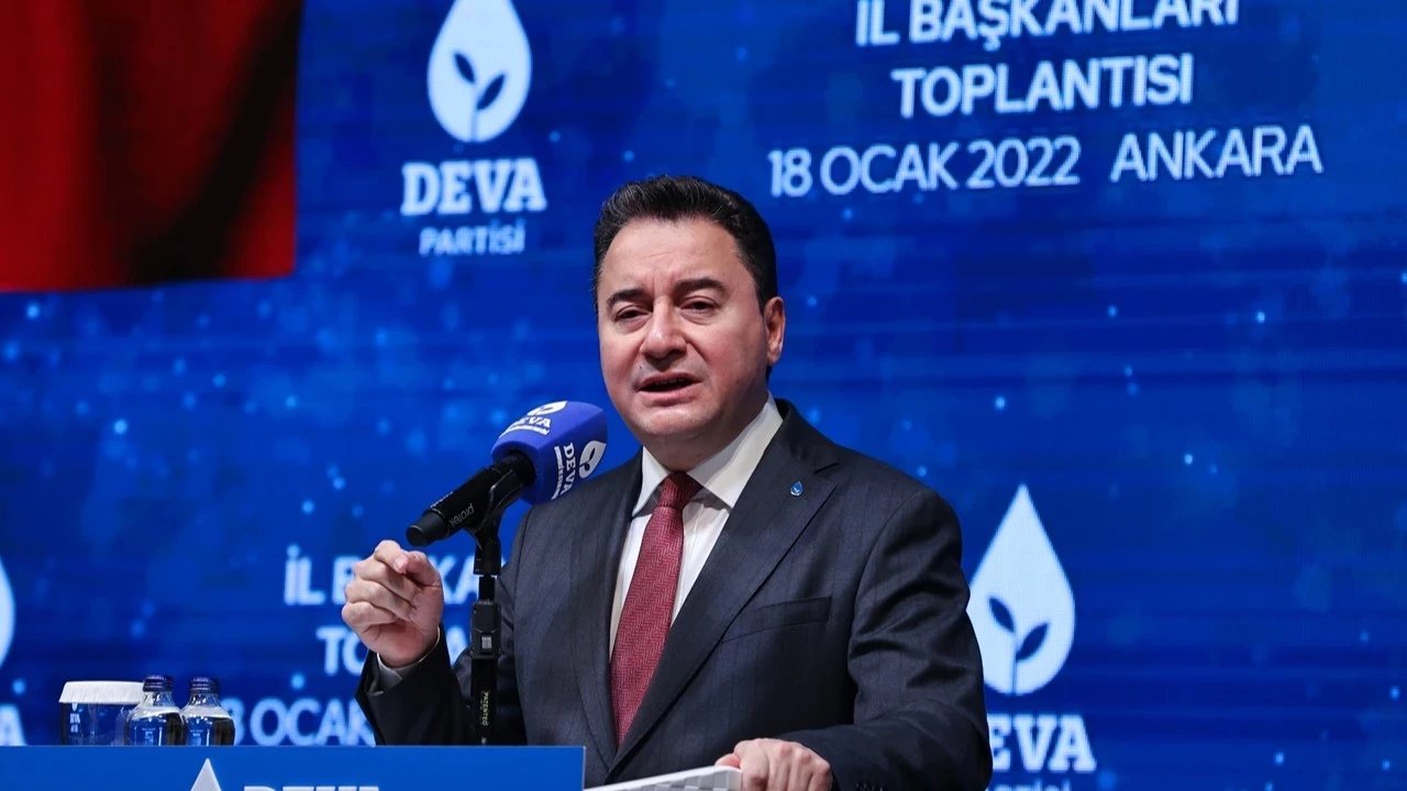 Babacan Diyarbakırlılar'dan mesajla destek istedi