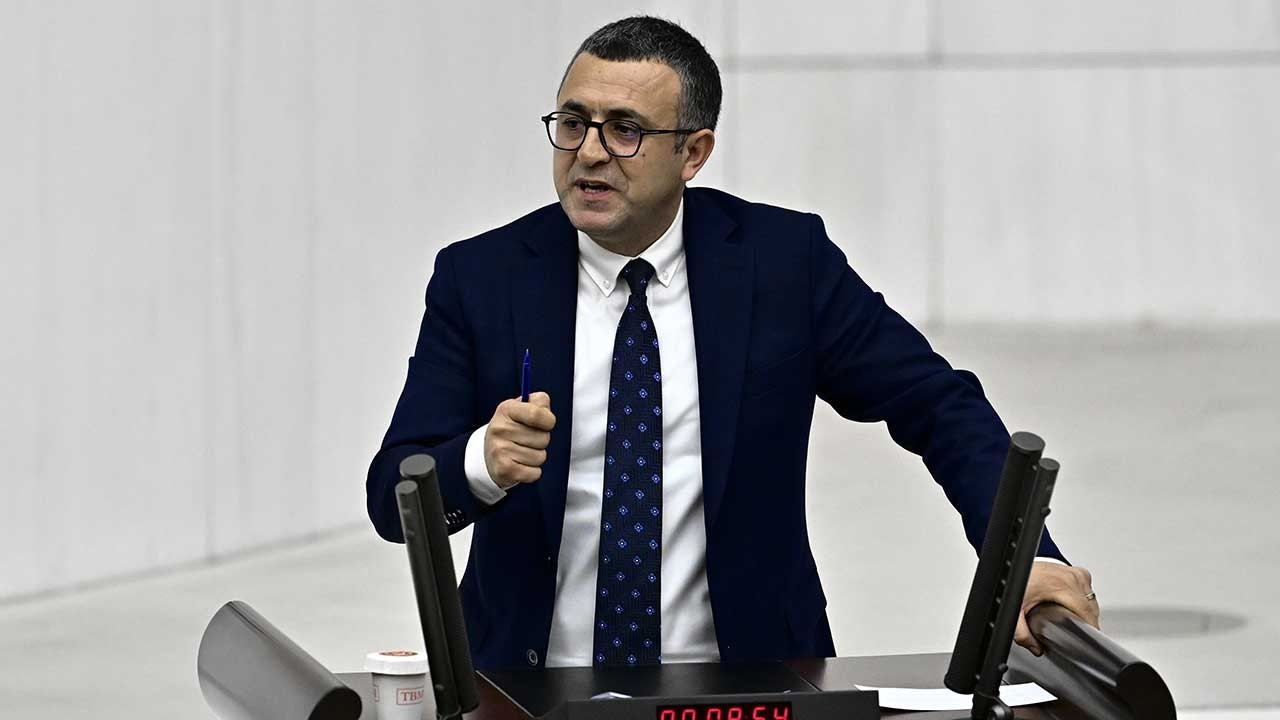 DEM Partili vekil: Ensarioğlu’na ‘tırşikçi’ dedi
