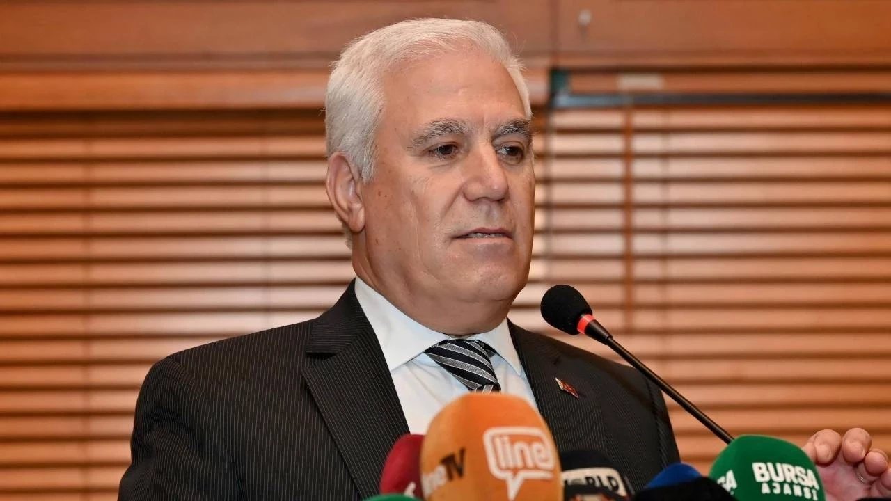 Bursa Belediyesi Başkanı Mustafa Bozbey görevden uzaklaştırıldı