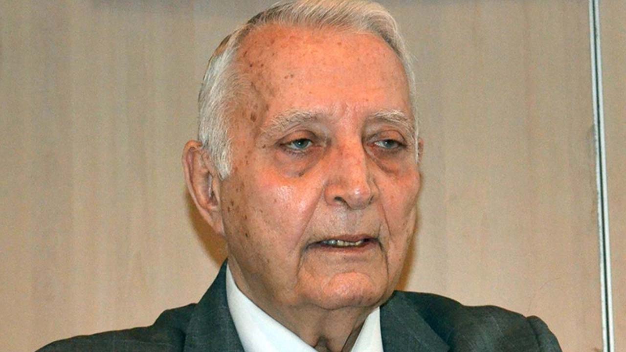 Anayasa hukukçusu Prof. Dr. Ergun Özbudun hayatını kaybetti