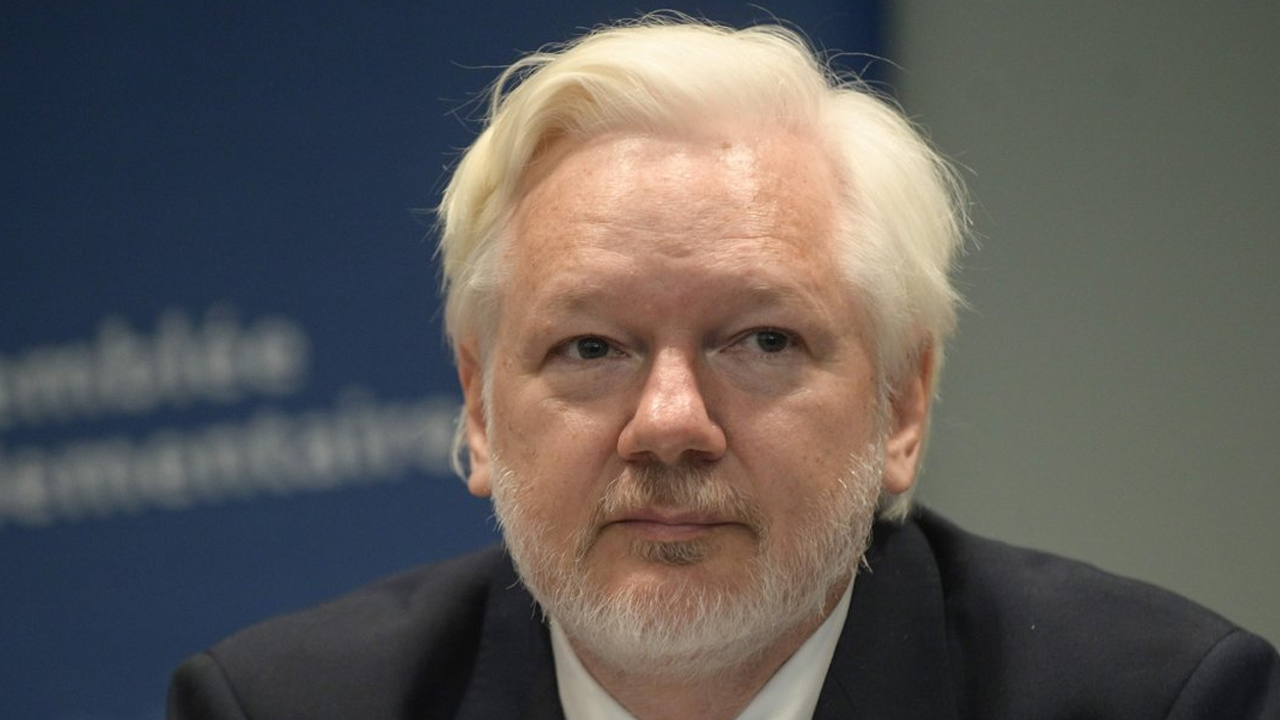 WikiLeaks'in kurucusu Julian Assange için iade kararı çıkmadı