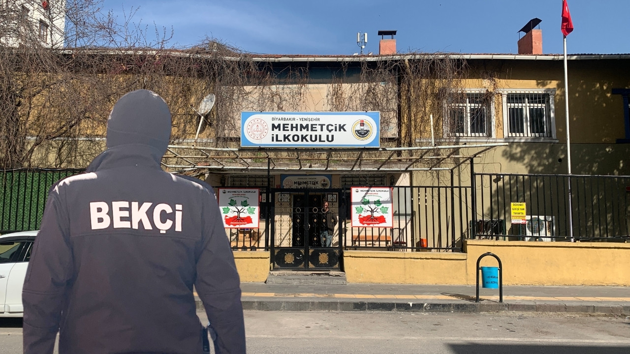 Diyarbakır’daki okullar alarmda: Sınıflar boş kaldı