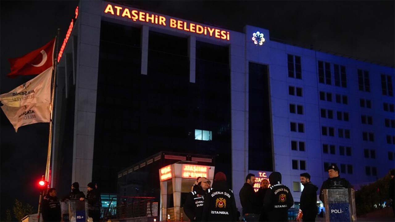 CHP’li Ataşehir Belediyesine operasyon: 18 gözaltı